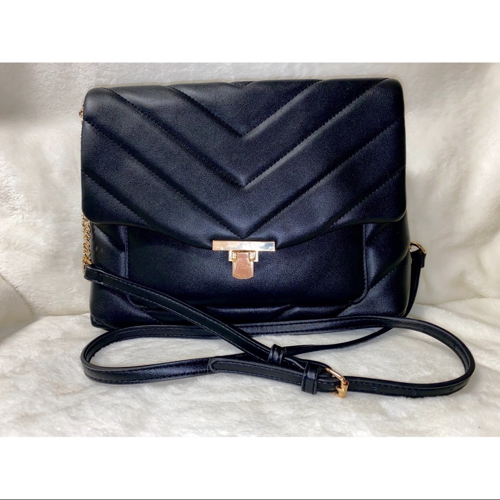 Metal lock large crossbody bag